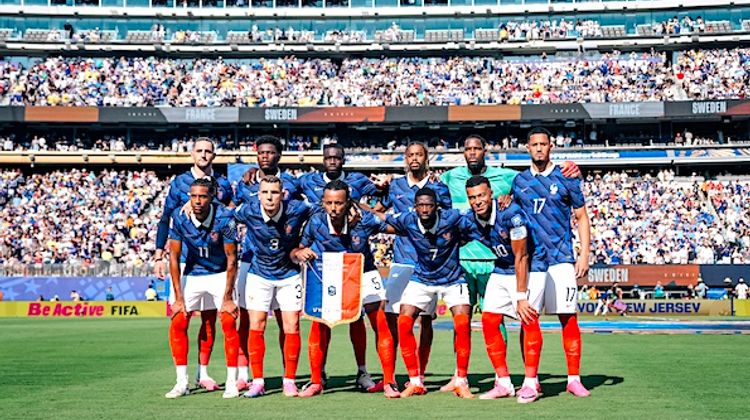 RUGBY ET FOOT – Bleus contre Wallabies. Coqs contre Lions de l’Atlas
